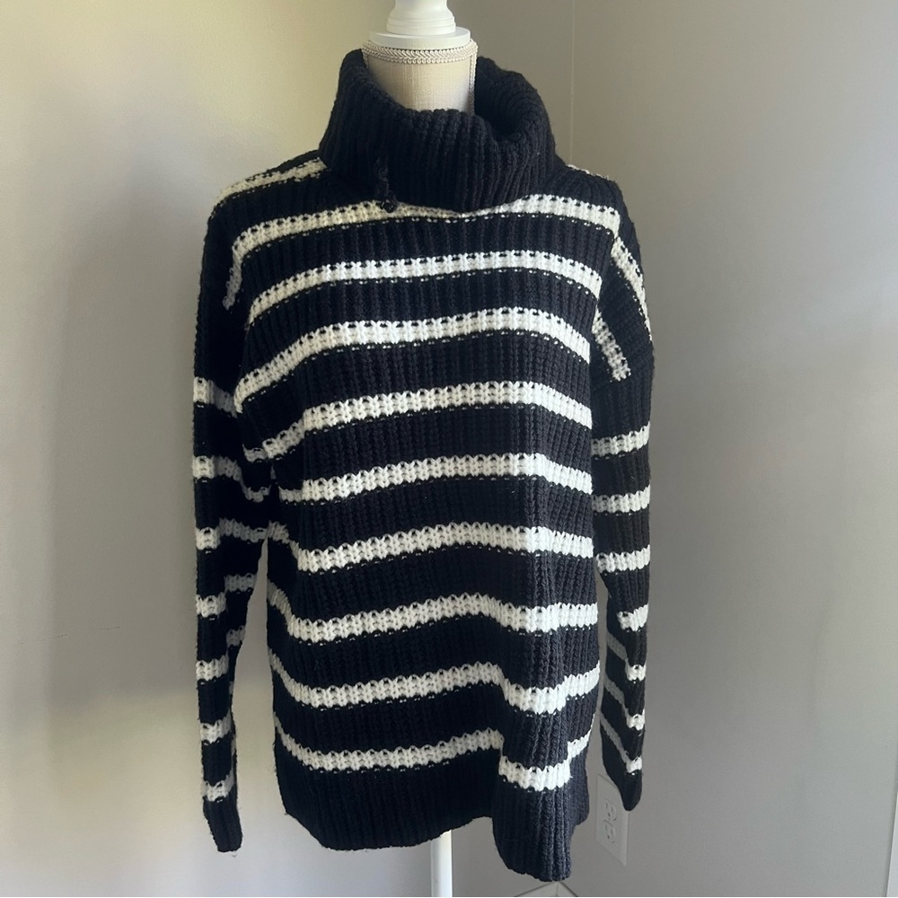 Caslon Black and White Women's Cowl Neck Large Sweater